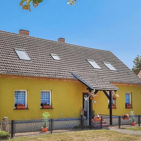 Nice Home In Neu Zauche Ot Caminche With Wifi Caminchen Kültér fotó